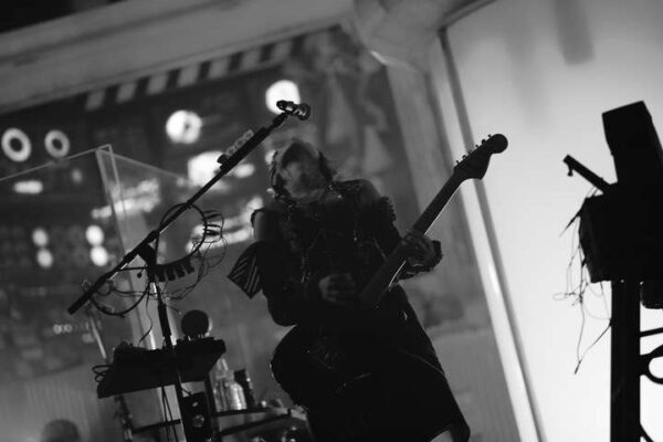 ずっと真夜中でいいのに。(ずとまよ)のACAね歌が下手?声がかわいい?歌唱力を考察