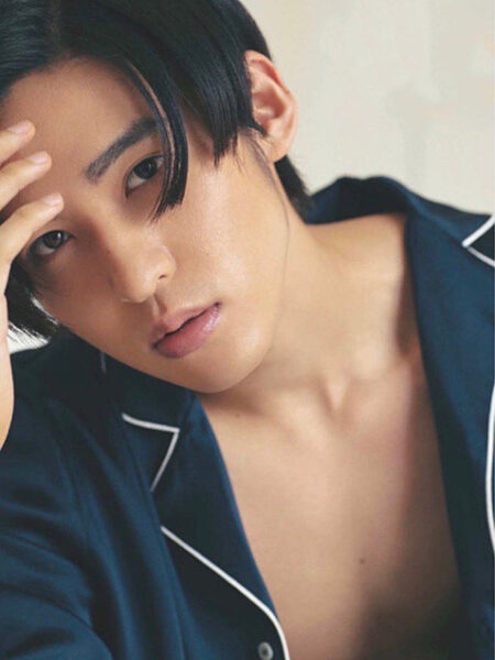 SnowManの家族構成とは?父母や兄弟との面白エピソードも!