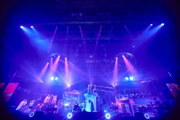 ずっと真夜中でいいのに。(ずとまよ)のACAねの正体は?本名や年齢、新潟出身との噂などについて考察!