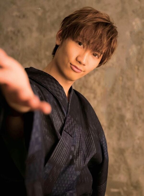 なにわ男子の幼少期はどんなエピソードが?