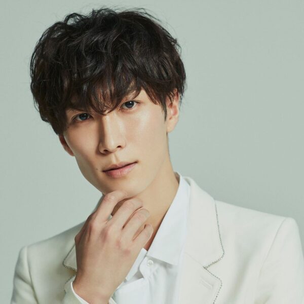 SnowManイケメン順ランキング!ビジュアル担当?顔面偏差値は?