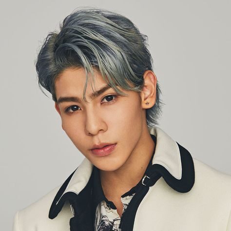 SnowManイケメン順ランキング!ビジュアル担当?顔面偏差値は?