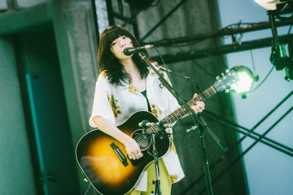 あいみょんの家族構成！父親、母親、兄弟はどんな人？家族写真はある？