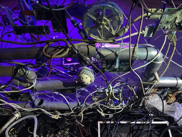 ずっと真夜中でいいのに。(ずとまよ)の歌詞は意味不明？それとも天才的！？