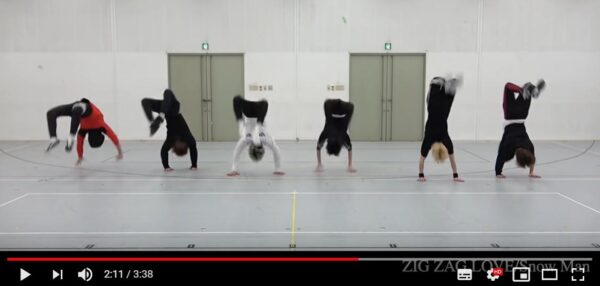 SnowManのダンスの振り付けが話題!プロの振付師の分析も!