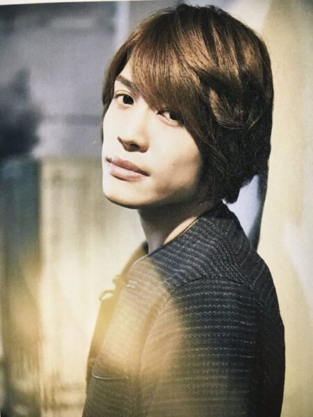 ジャニーズwest歌上手い順ランキング！三銃士の実力・歌声分析！