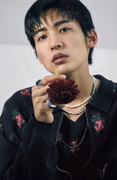 スノーマン(SnowMan)目黒蓮は公式ブログをやっている？見る方法を紹介！