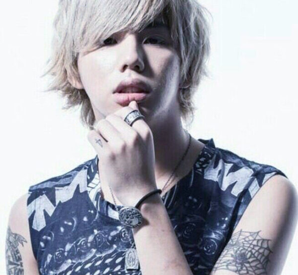 スノーマン(SnowMan)ラウール似ている芸能人まとめ　りゅうちぇるとhiroに似ている！