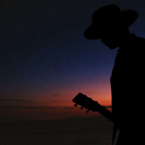 平井大の人気曲ランキング！2022年最新曲もランクイン