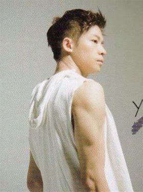 キンプリ(king&prince)岸優太の筋肉・トレーニングがすごい！ムキムキでベンチプレス100kgあげる？