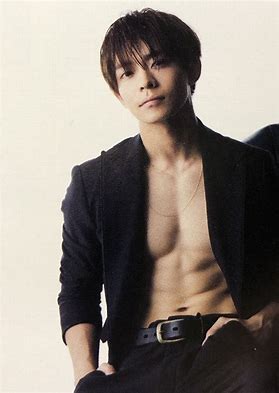 キンプリ(king&prince)岸優太の筋肉・トレーニングがすごい！ムキムキでベンチプレス100kgあげる？