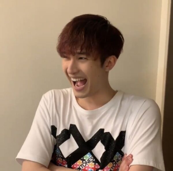 SixTONES(ストーンズ)ジェシーは歌上手い？歌声や歌い方の魅力を調査！