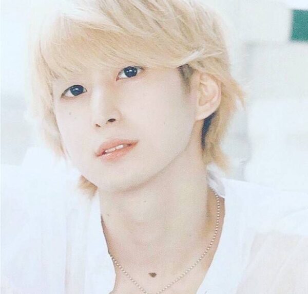 スノーマン(SnowMan)佐久間大介のかっこいい髪型は？ヘアスタイルを画像で紹介！