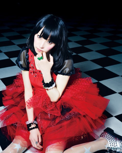 LiSAの現在の髪型はボブ？ウルフ？これまでの髪色についてまとめてみた！