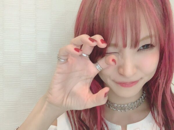 LiSAの現在の髪型はボブ？ウルフ？これまでの髪色についてまとめてみた！