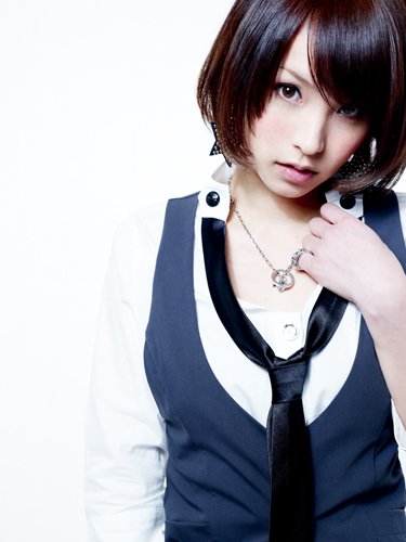 LiSAの現在の髪型はボブ？ウルフ？これまでの髪色についてまとめてみた！