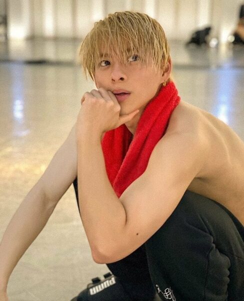 キンプリ(king&prince)平野紫耀は筋肉質なのは病気?筋トレは歯磨きで腕相撲最強に!