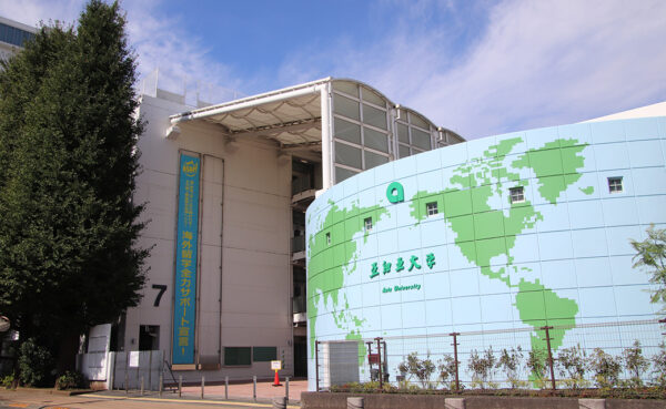 SixTONES(ストーンズ)松村北斗は頭がいい?ハーフで英語関連の大学を卒業している?