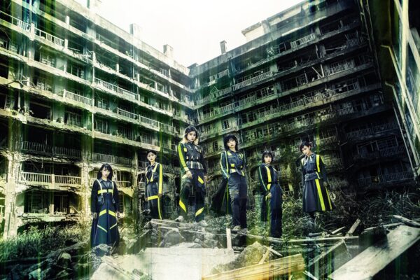 BiSHの衣装まとめ!ダサい衣装や、やばい衣装もある?