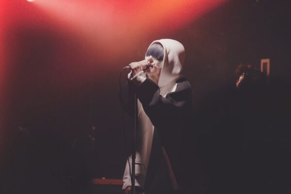 yamaのバンドメンバー(サポートメンバー)、プロデューサーについて！所属事務所は？