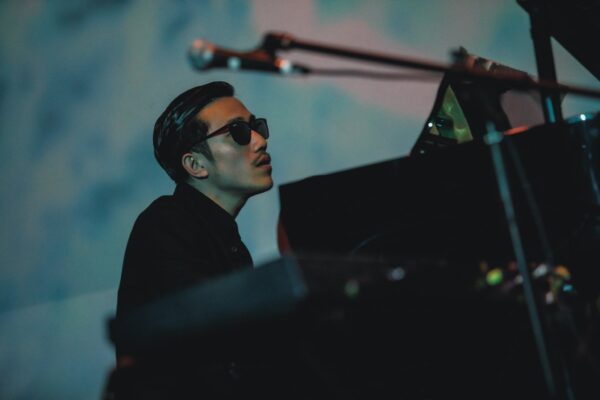 yamaのバンドメンバー(サポートメンバー)、プロデューサーについて！所属事務所は？