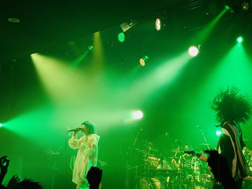 yamaの歌声がAdoに似てる?もしかしてAdoはyamaなの?性別の特定は?