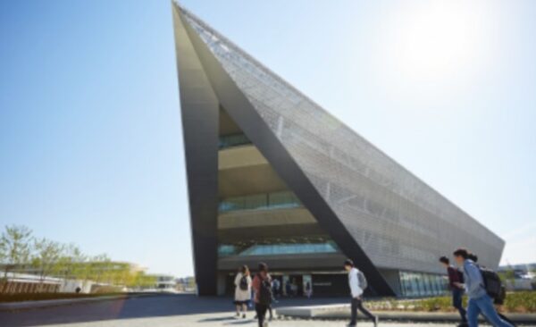 なにわ男子藤原丈一郎の大学はどこ?気になる学部と偏差値をご紹介!