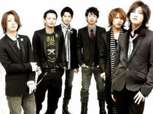 KAT-TUN(カトゥーン)の元メンバーの脱退理由まとめ!脱退した順番も!