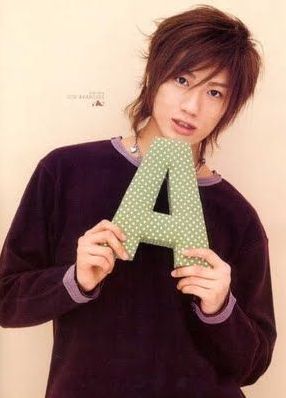 KAT-TUN(カトゥーン)の元メンバーの脱退理由まとめ!脱退した順番も!