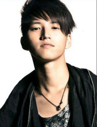 KAT-TUN(カトゥーン)の元メンバーの脱退理由まとめ!脱退した順番も!