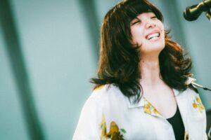 あいみょんの彼氏or旦那はクリープハイプの尾崎世界観！？いまや結婚式では定番ソング！