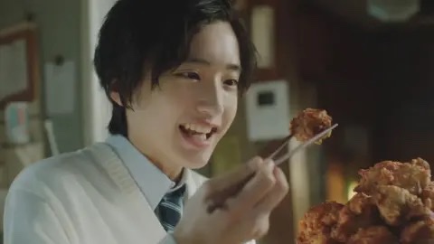 なにわ男子 道枝駿佑の好きな物って?食べ物から好きなアニメに色まで大紹介!!