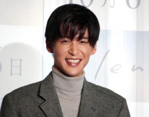 スノーマン(SnowMan)目黒連の家族構成は?父は社長で母は軍人って本当?