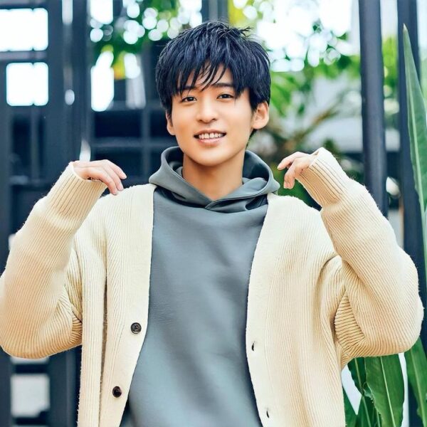 スノーマン（SnowMan）目黒蓮の弟、目黒優はアパレル系の仕事をしている？２人が似ているのか画像で比較！