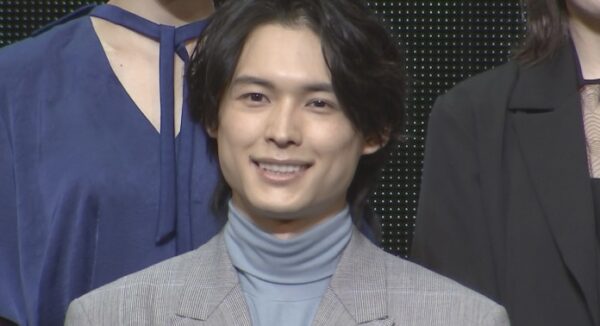 SixTONES(ストーンズ)松村北斗は本名？実家はお金持ちで母親は美人？