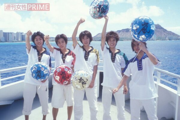 嵐とキンプリはどっちが人気か徹底比較!キンプリは嵐になれないという噂も!