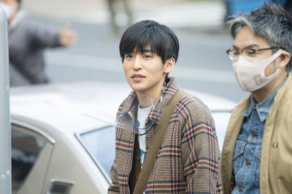 【2022年度最新版】SnowManメンバーの女性の好きな方言を調査!