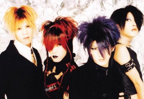 MIYAVIの過去や経歴、バンド活動などについて!昔の写真も紹介!