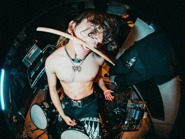 CVLTEのボーカルavielの読み方は？ハーフ？などプロフィールを紹介！