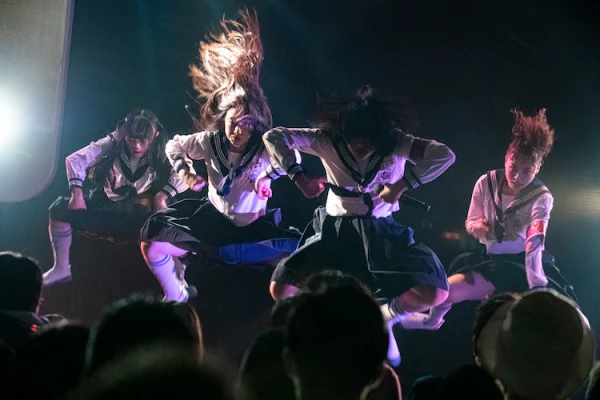 新しい学校のリーダーズのメンバープロフィール!経歴や年齢などを紹介!