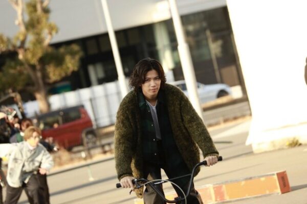 キンプリ(king&prince)神宮寺勇太はZIPのヒーローショーでスーツアクターを脱いで問題になったの？