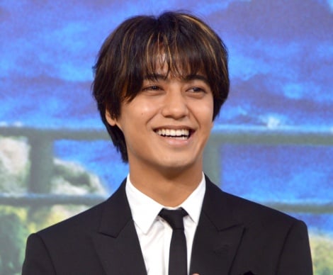 キンプリ(king&prince)髙橋海人の筋肉・特に腹筋がすごいのはダンスの影響?いつから割れてる?