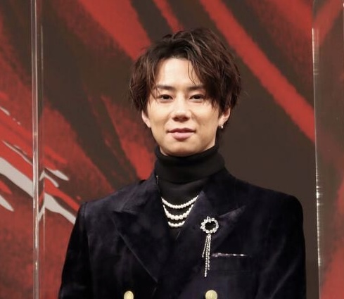 なにわ男子藤原丈一郎はライブ中ステージから落ちたって本当？転倒した？怪我は？