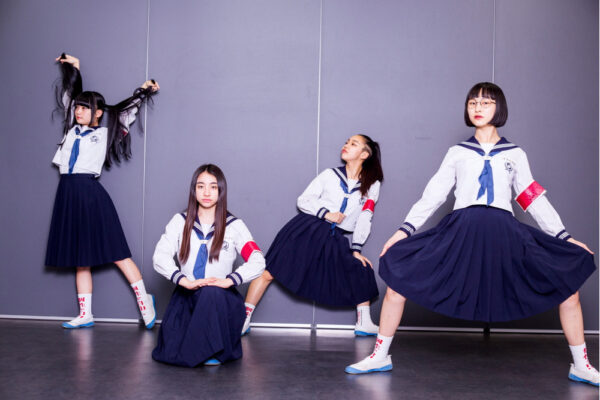 新しい学校のリーダーズが売れないと言われてる理由は？なぜ人気なのかを調査！