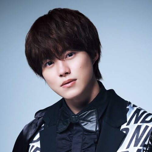 なにわ男子 大橋和也のメイク道具とスキンケア!愛用リップや化粧水のブランドは?